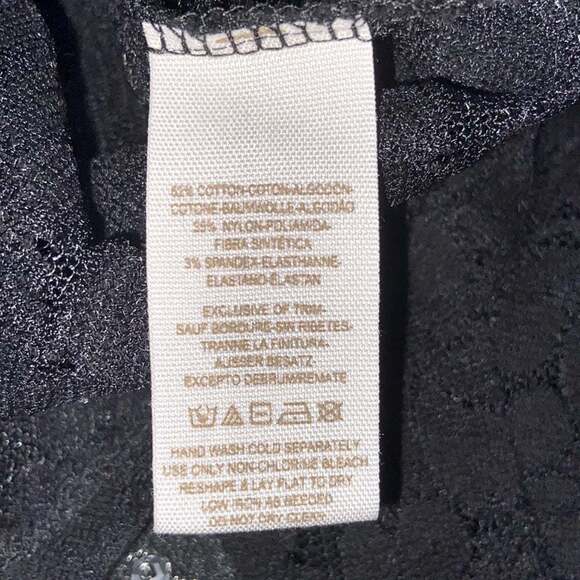 NWT FREE PEOPLE - lace top with sequins beading and scoop back black small - Picture 11 of 11